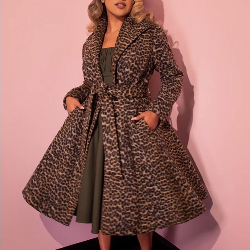 Vixen by Micheline Pitt Leopard Starlet Coat, size Small; belted, pockets, etc - Picture 5 of 5